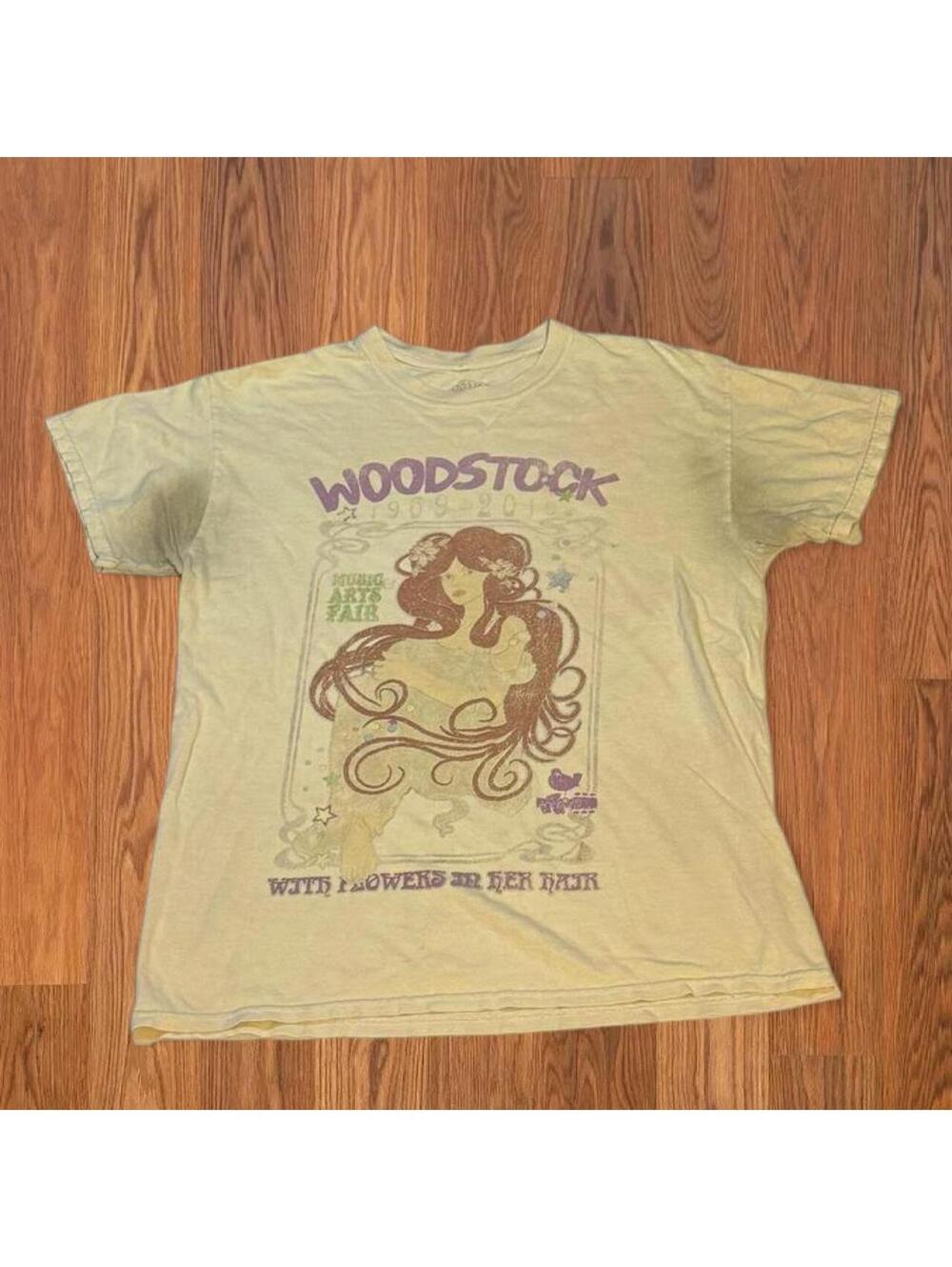 Woodstock 50th Anniversary Graphic T Shirt Mens Medium Cream Flowers In Her Hair